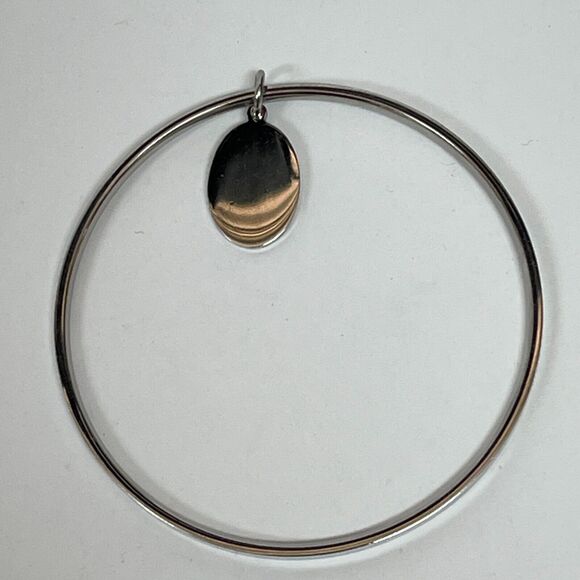 Silver-tone "D" Rhinestones Women's Fashion Bangle Bracelet NWOT - Picture 2 of 2